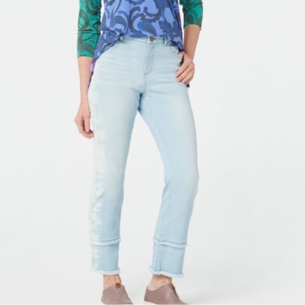 LOGO Lori Goldstein Straight Leg Jean with Bleached Effect Sz. 8